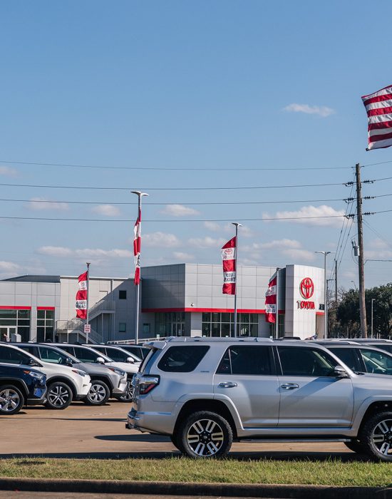 toyota-car-dealership-dealer